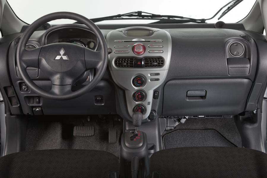  Mitsubishi i-MiEV 2012 года  (US) (фото 160 из 234)